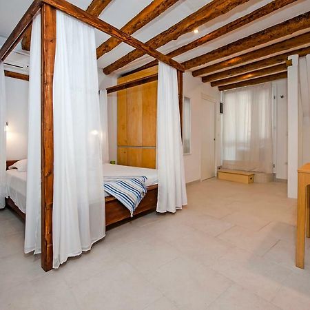 House Graziella Apartment โรวีน ภายนอก รูปภาพ