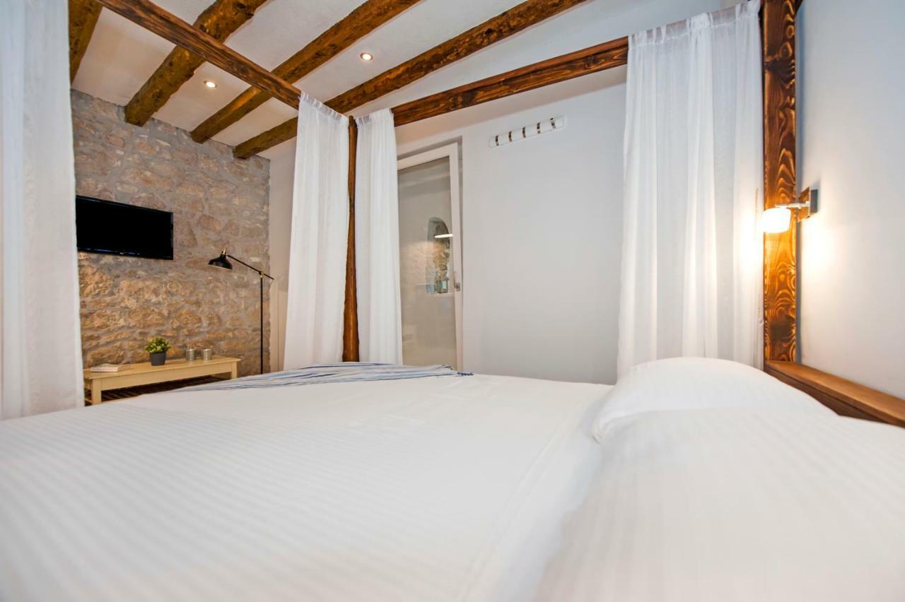 House Graziella Apartment โรวีน ภายนอก รูปภาพ