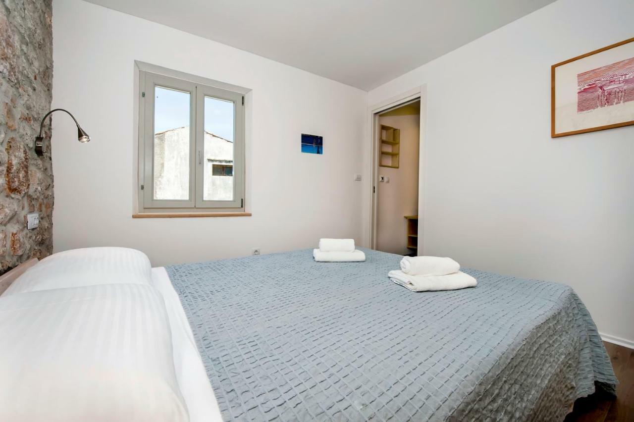 House Graziella Apartment โรวีน ภายนอก รูปภาพ
