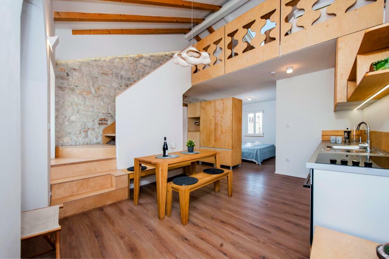 House Graziella Apartment โรวีน ภายนอก รูปภาพ