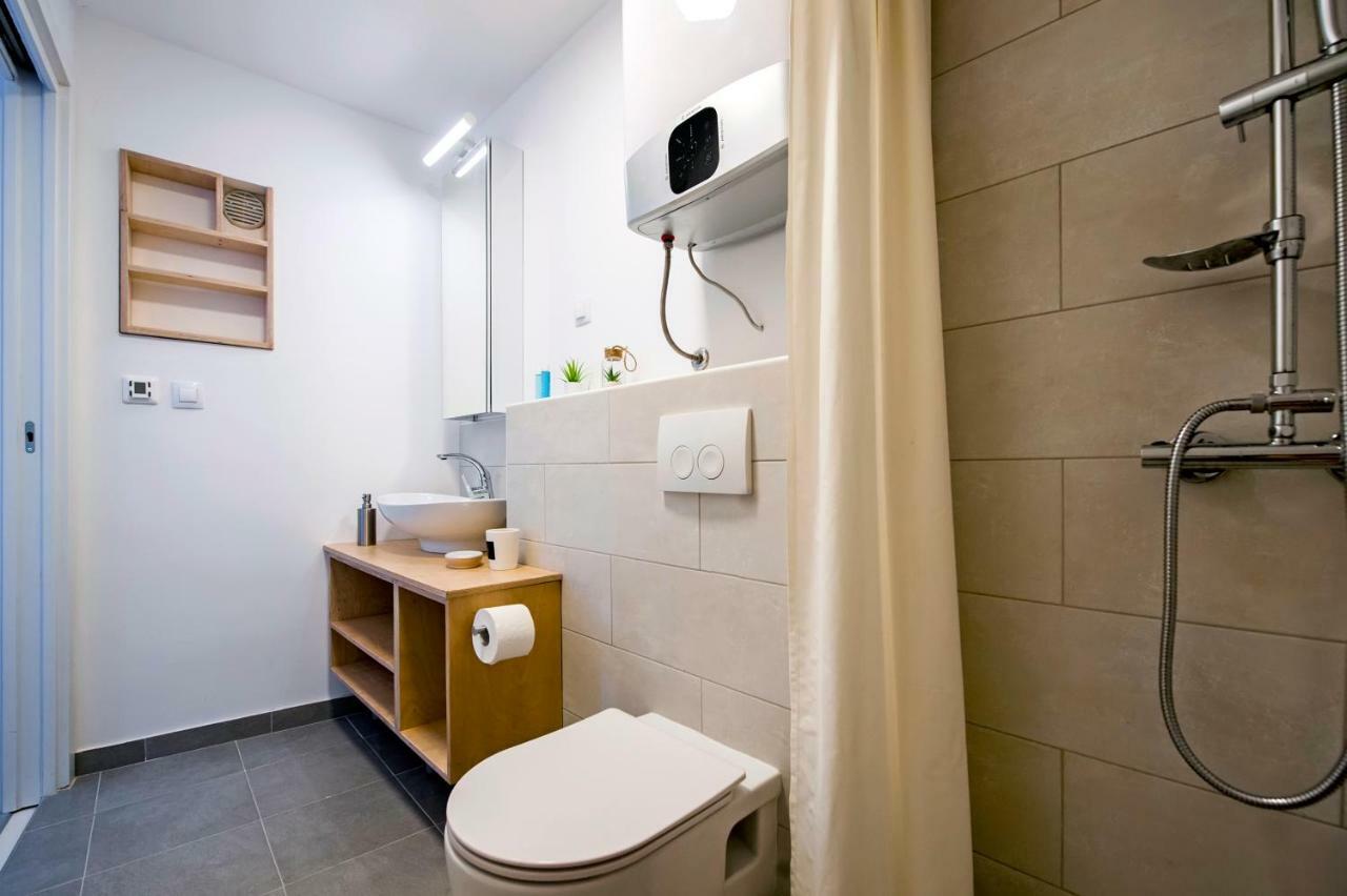 House Graziella Apartment โรวีน ภายนอก รูปภาพ