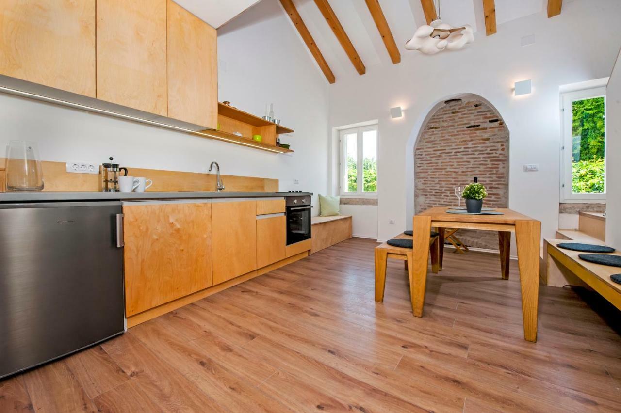 House Graziella Apartment โรวีน ภายนอก รูปภาพ