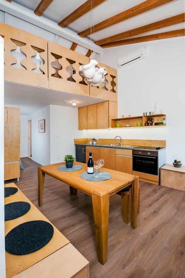 House Graziella Apartment โรวีน ภายนอก รูปภาพ